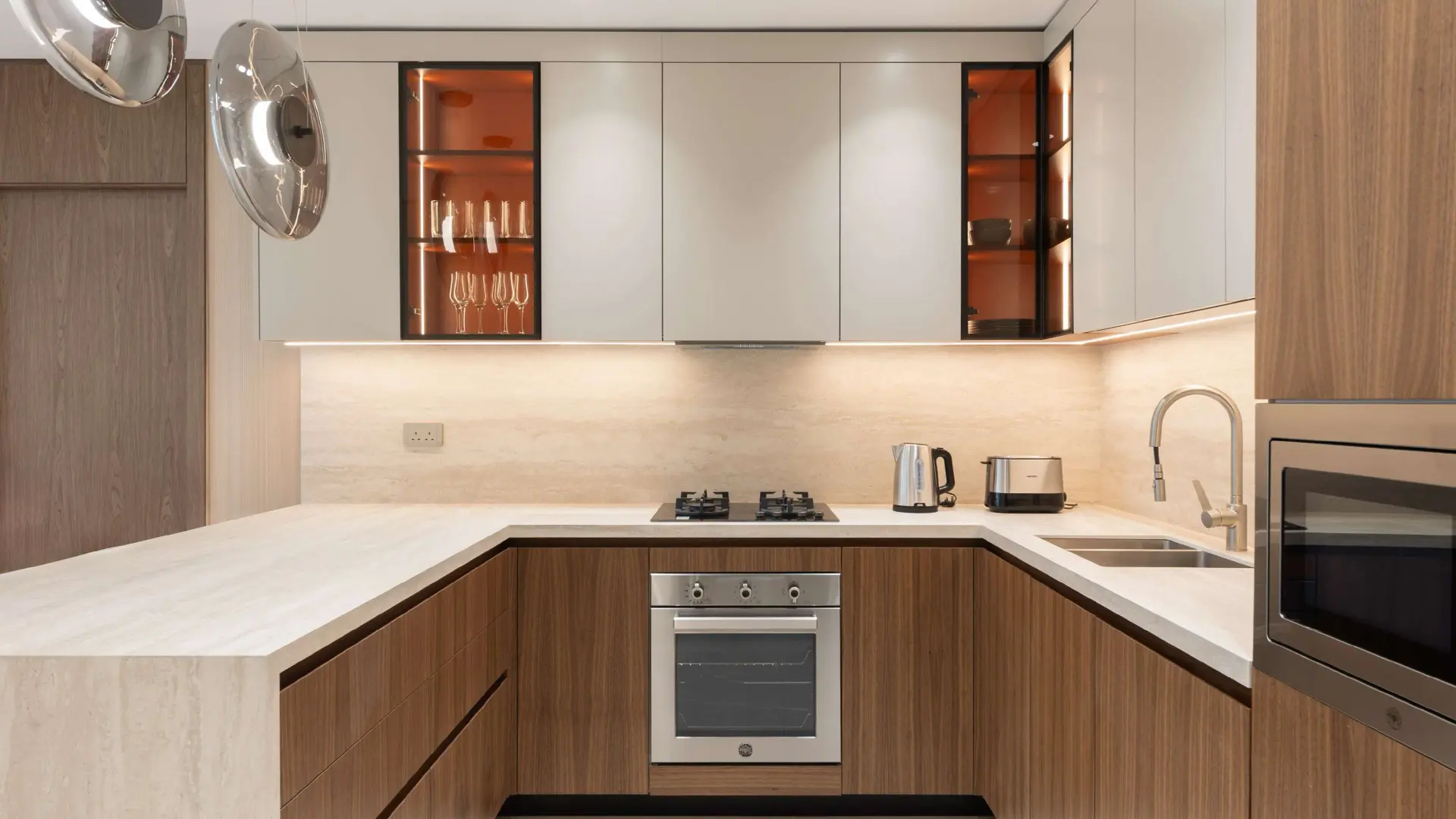 A1LA Residence, Integrated fitted kitchen
