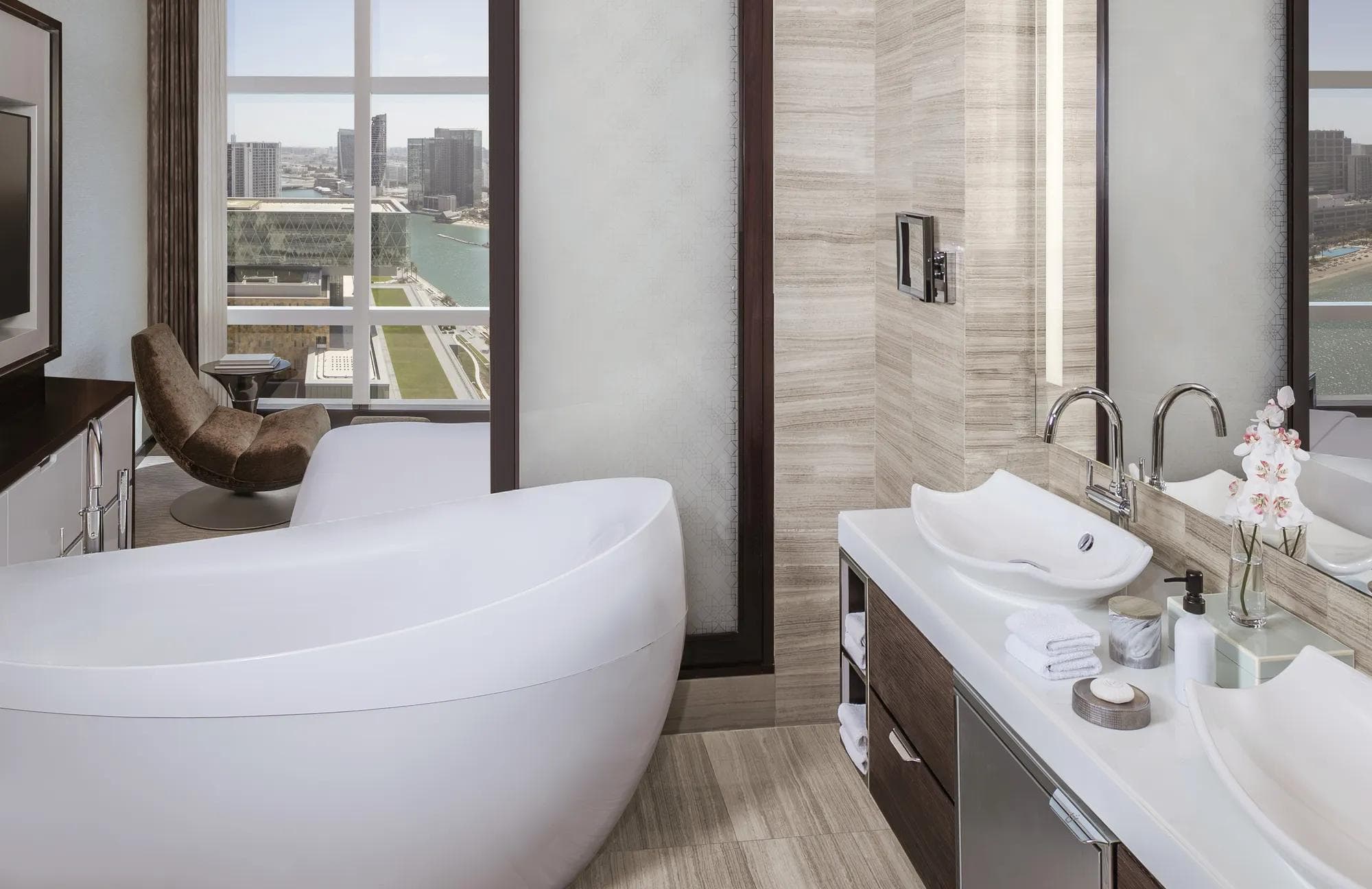 Marble bathroom in a Rosewood Abu Dhabi residence
