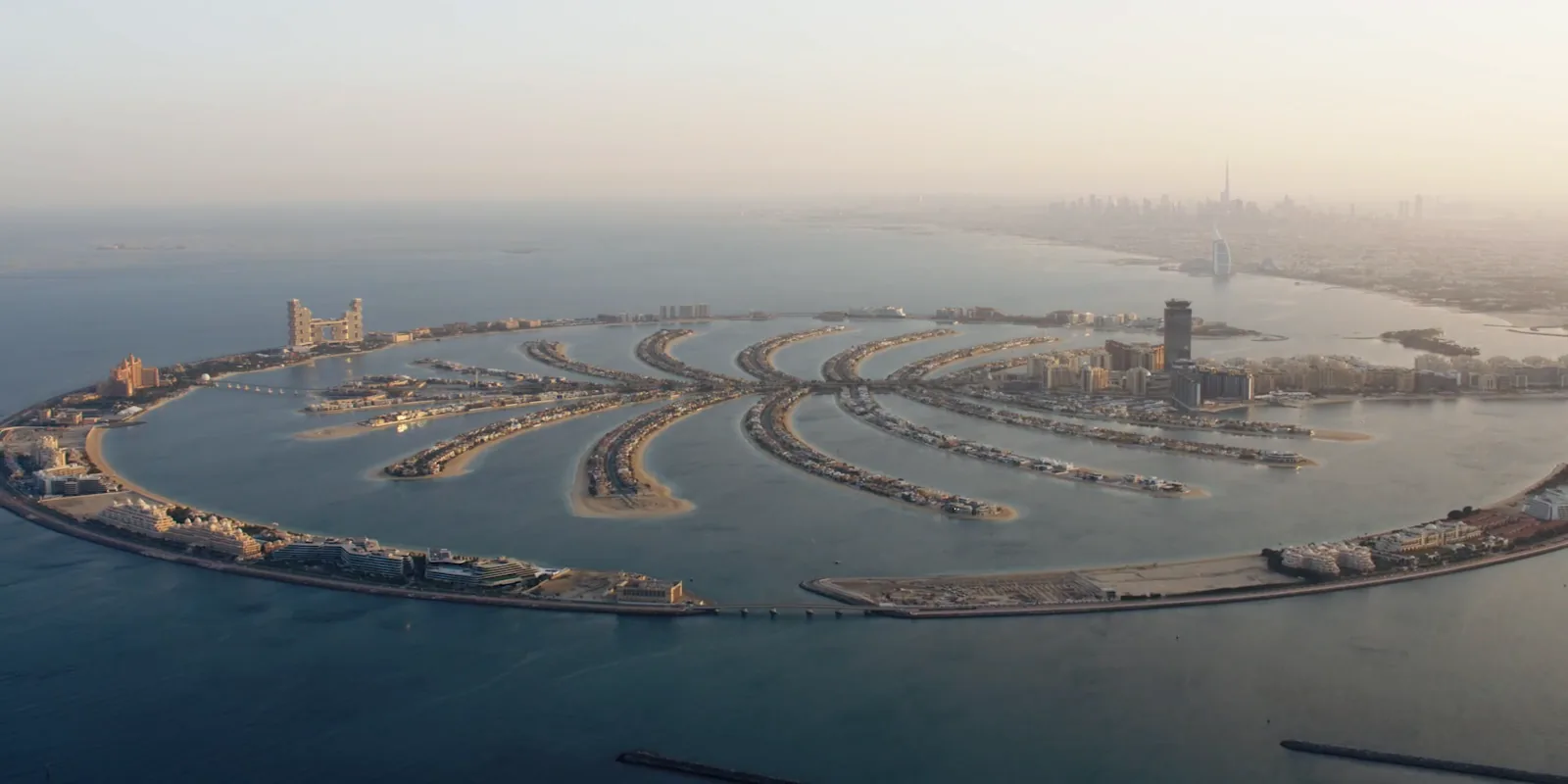 Palm Springs by Nakheel, developer Nakheel, Dubai: film still of Palm Jumeirah frond homes. This photograph shows Palm Jumeirah, not the Palm Springs community.